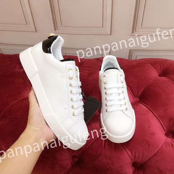 

2023 new luxury sneakers designer shoes men casual shoes women extraordinary sneaker leather rubber trainers, Black