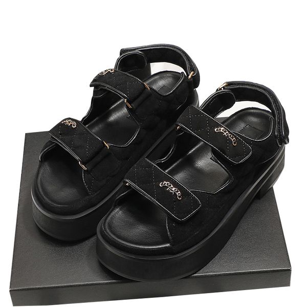 

designer womens sandals platform heels beach shoe classic quilted texture adjustable ankle buckle dress shoes slippers luxurys slide retro b, Black