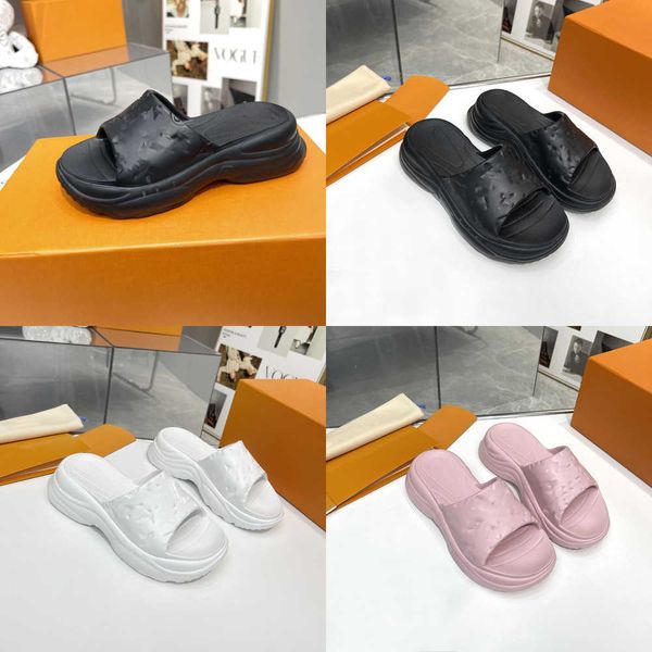 

2023 platform designer slipper luxurious sandles pool pillow comfort mule slides platforms embossed flowers sole sandal for woman summer sho, Black