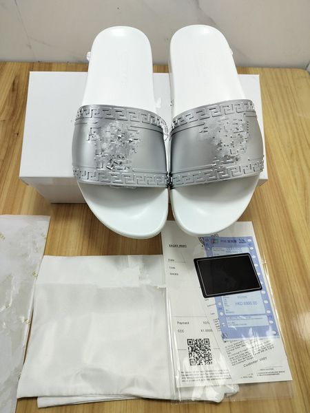 

mens womens summer slides london england sandals beach slide slippers ladies shoes plaid print leather flowers scuff bee rubber with box, Black