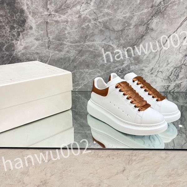 

2023 new lady flat casual shoes womens travel leather lace-up sneaker cowhide fashion woman white shoe men gym sneakers, Black