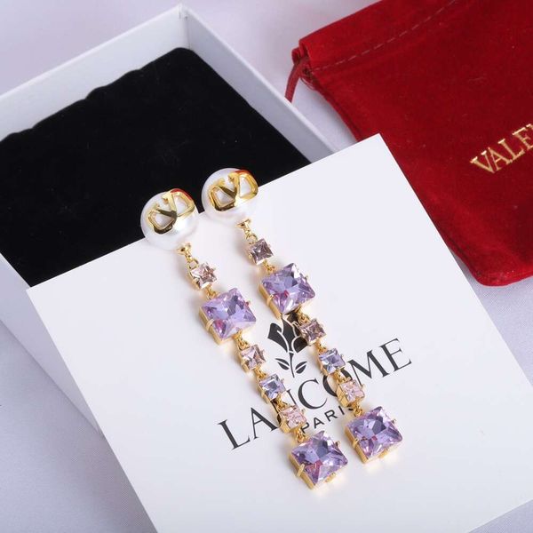 

Classic Designer Earrings Jewelry Letter V Valentinolies jewelry Fashion V-Letter Pearl Green Diamond Long Tassel Earring Small Luxury Earrings for Celebrities