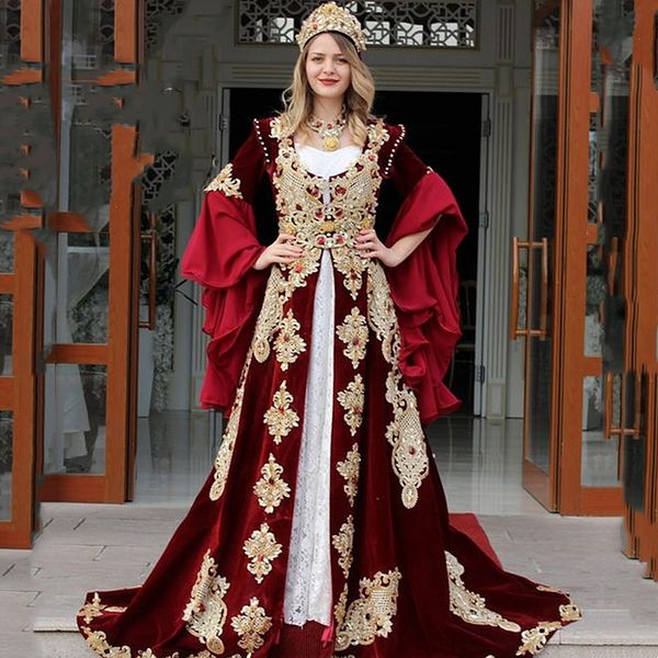 

elegant turkish kaftan formal evening dresses burgundy velvet long sleeves a-line bridal gowns gold lace appliques traditional arabic morocc, Black;red