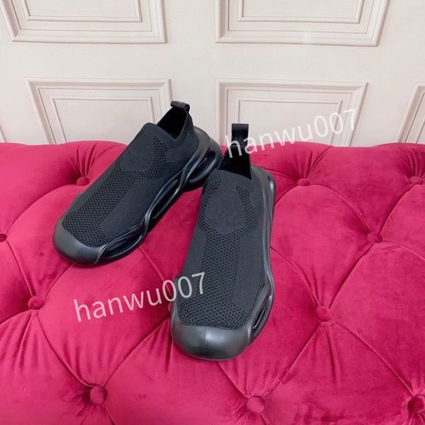 

brand womens fashion designer shoes runner trainers suede leather low-cut shoes black white slip-on casual shoes2023