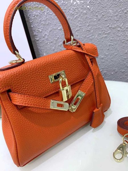 

designer kelys handbags hemrres layer head 2023 new cow leather 20cm 25cm 28cm soft bag genuine women's handheld crossbody has logo 705