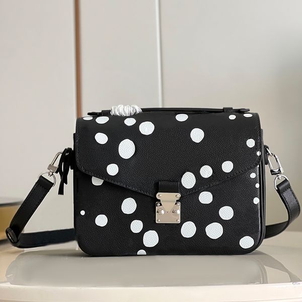 

designer messenger bag 25cm luxurious envelope bag l46409 crossbody bag with box
