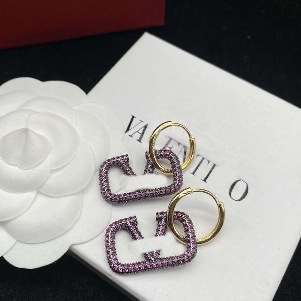 

Classic designer earrings jewelry letter V Valentinolies Luxury V-Letter Diamond Earrings Female Purple Small Fragrance Square Buckle Geometric Earring jewelry