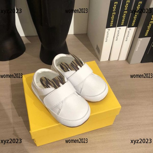 

luxury toddler shoes designer baby shoes fashion letter printing kids infant shoes 1-3 t box packaging new products rubber sole ing