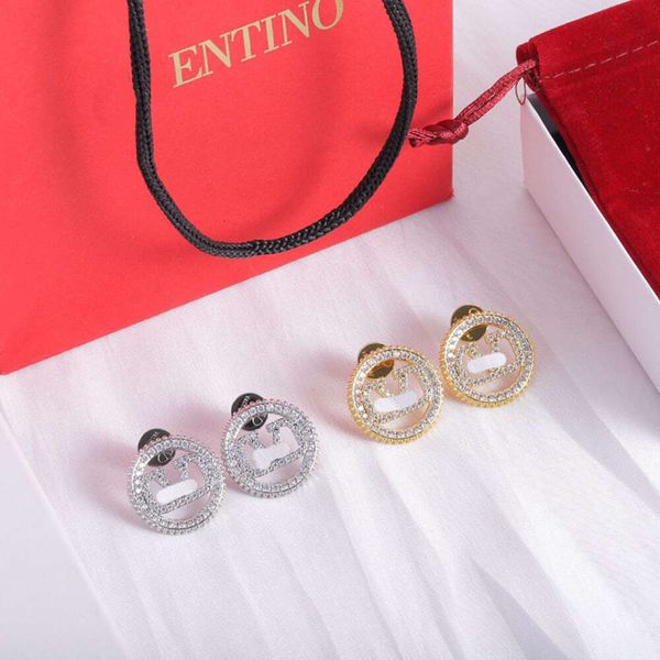 

Classic Designer Earrings Jewelry Letter V Valentinolies jewelry New V-shaped Fashion Style Women's Versatile Design Brass Earrings quality Christmas gift jewelry