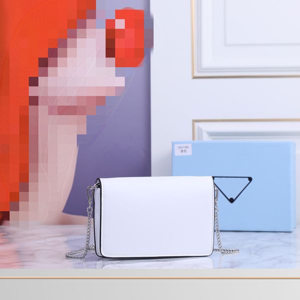 

exquisite mini bag 2023 summer new lightweight genuine leather chain small square bag temperament envelope mobile bag women's cross bod
