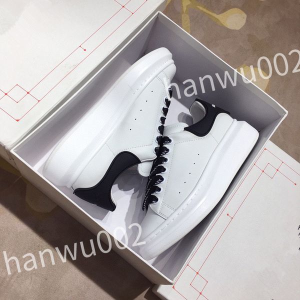 

2023 luxury comfortable basketball shoes men white basketballs sneaker women outdoor sport trainers military black designer shoe