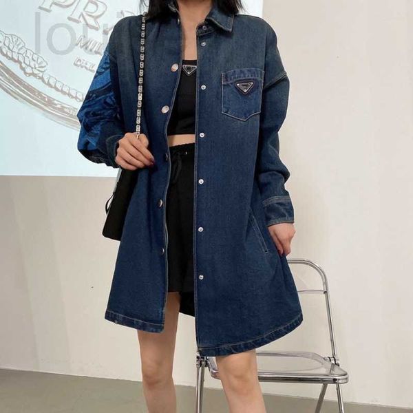 

women's polos designer 2022 early autumn new chest bag triangle logo snap lapel worn denim coat women y67o, White