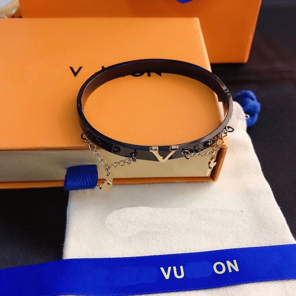 

vletter designer bangle bracelet pendant black coated fashion design popular emed stamp brand letters accessory