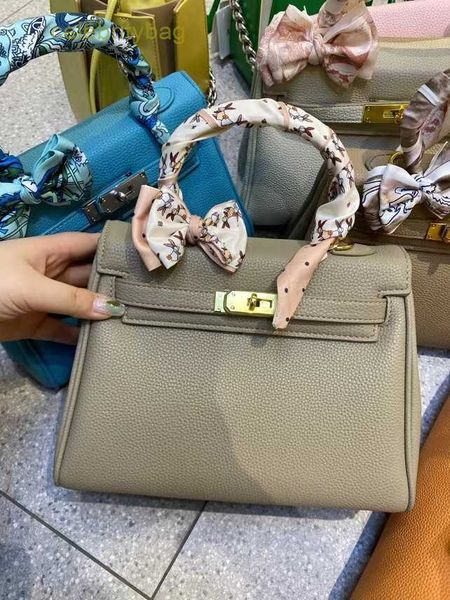

designer kelys handbags hemrres fashion new 2023 autumn premium bag cowhide one shoulder crossbody handbag for women has logo kake