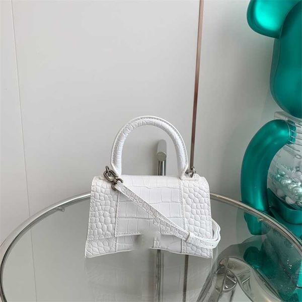 

advanced texture crocodile hourglass bag 2023 new leather b-shaped single shoulder messenger hand fashion women