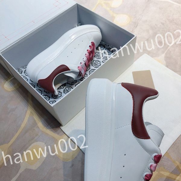 

2023 designer casual shoes woman shoe leather lace up men fashion platform sneakers white black mens womens