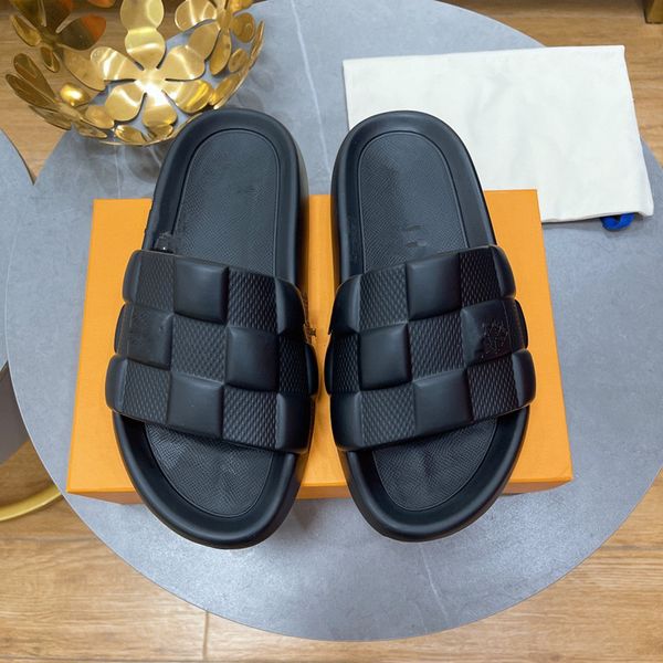 

2021 designer woman slippers men slipper gear bottoms flip flops women gripping luxury sandals fashion causal flip flop size 35-46 with box, Black