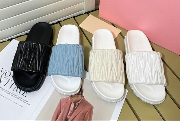 

designer slippers colorful platform fashion sandals paris leather slipper sandal blooms geranium print black sandals shoes beach slide 35-40