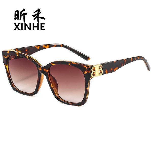 

new fashion women's box versatile b star street sunglasses, White;black