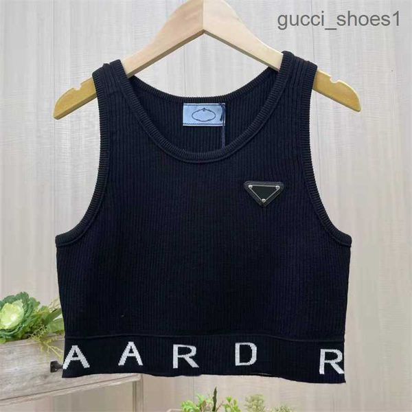 

luxury women's tanks camis women designer tees wide shoulder vest sleeveless triangular badge t-shirt superior quality short sleeve, White
