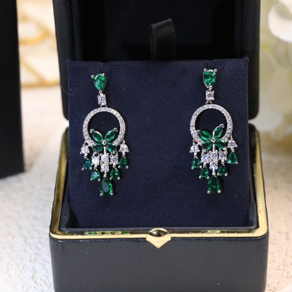 

popular european and american fashion earrings, fashionable and simple, versatile temperament, and earrings for allergy prevention, Silver