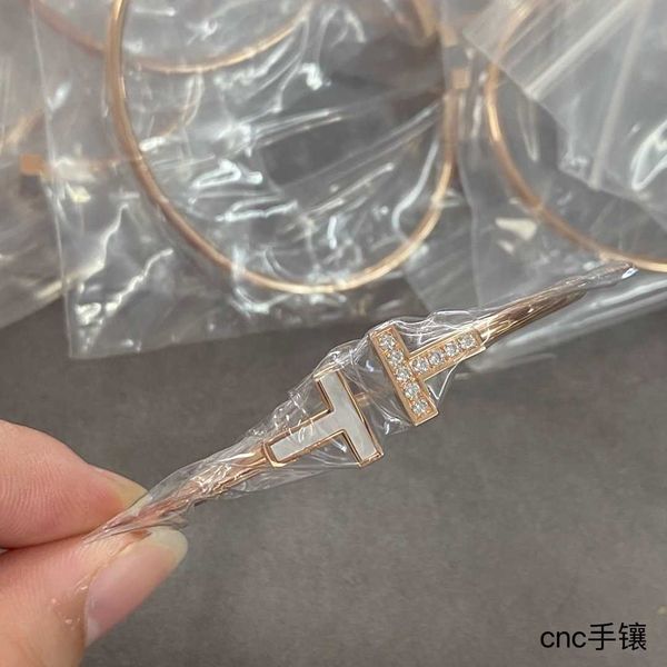 

eller tiffay seiko tiffay double bracelet women's 18k rose gold plated diamond white shell elastiffayc open, Black