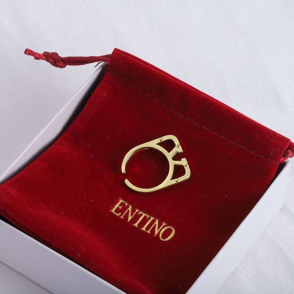 

Classic Designer Ring Jewelry Letter V Valentinolies jewelry 2023 New V-Letter Adjustable Open Rings Made of Brass Material Advanced and Fashionable Ring Jewelry