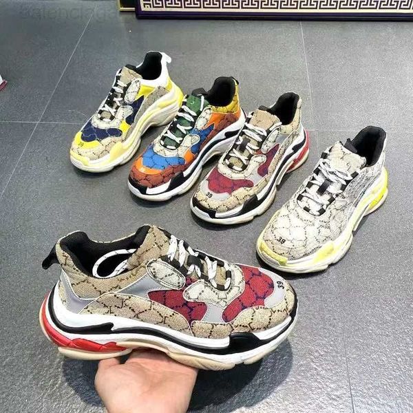 

2022 women men luxury 17fw hacker project triple s sneakers running shoes rhyton g platform clear sole sneaker fashion chunk dad shoe ca rrh, Black
