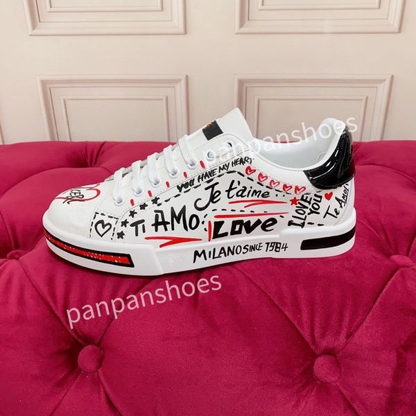 

new designer womens men sneakers running dress shoes designer breathable technology mesh stylish classic sneaker comfortable2023, Black
