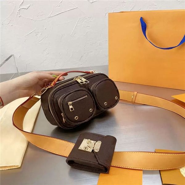 

multifunctional brown shoulder bag multi pocket coin purse shoulder strap key case classic print design neutral crossbody bag 2023, Black;red