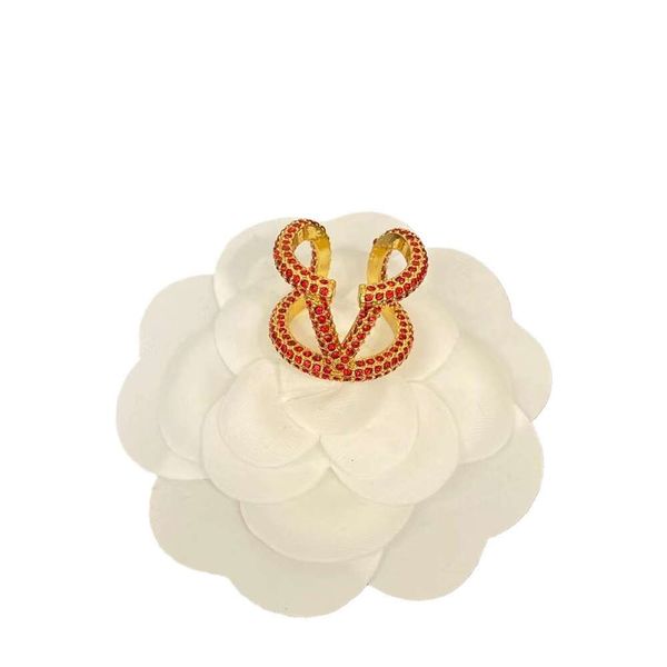 

Classic Designer Ring Jewelry Letter V Valentinolies jewelry High Edition Rings Light Luxury High Grade ring Simple Temperament Handmade Jewelry Ring Female