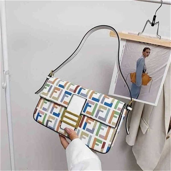 

designer summer tote bag trend old flower embroidery medieval retro armpit square style