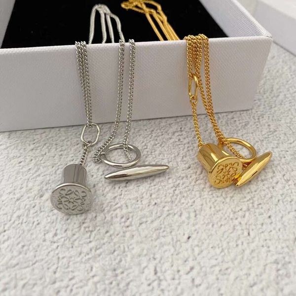 

Classic designer necklace loews jewelry Luxury fashion jewelrys Minimalist Wind Chime Seal Pendant Necklace Simple Street Fashion Versatile Chain jewelry gifts