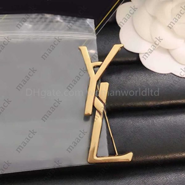 

new style design gold broochs desinger brooch women y letter brooches suit pin fashion jewelry clothing decoration accessories m230410, Gray