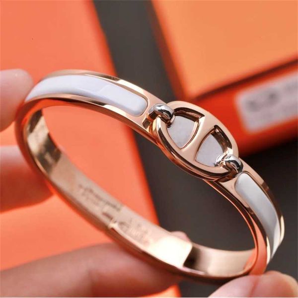 

new enamel pig nose bracelet aijia's chain 8-button lovers' girlfriend gift, Black