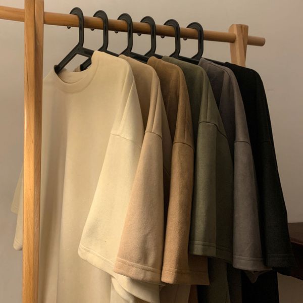 

men's t-shirts privatinker american retro men's t-shirt suede solid color loose fitting fashion casual short sleeved men's t-, White;black