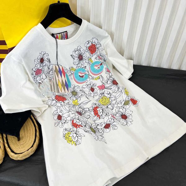 

2023 womens designer t shirt tracksuit shirt the correct version floral printing half t-shirt is a high-end dress in shenzhen, White