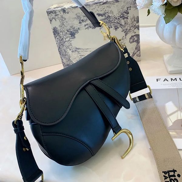 

2023designer bags saddles bag shoulder crossbod vintage handbags satchel luxury leather black gold hardware kit with strap hobo bags makeup