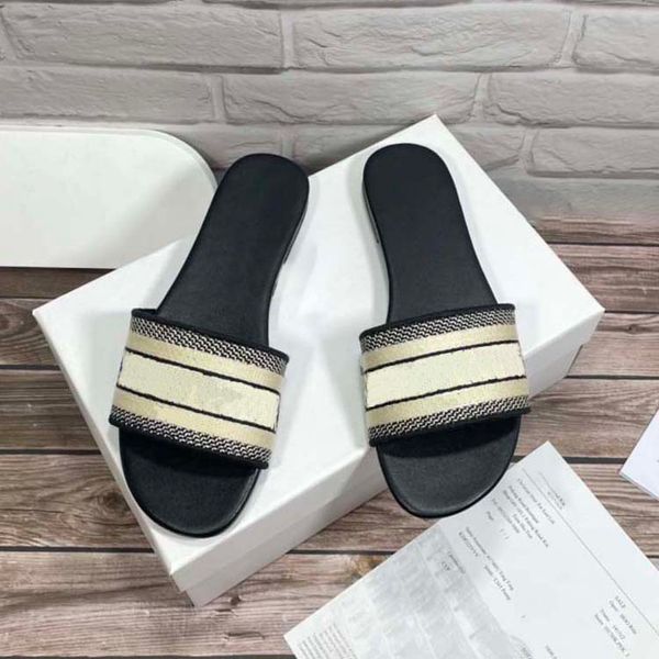 

2023 news slides slippers sandals shoes embroidery slippers d home flats sandal women luxury designer slides slipper 1, Black