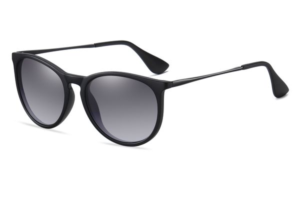 

fashion sunglasses coastal oversized wind uv400 protection sunglasses trendy take him to the beach to enjoy the sea breeze fashionbelt, White;black