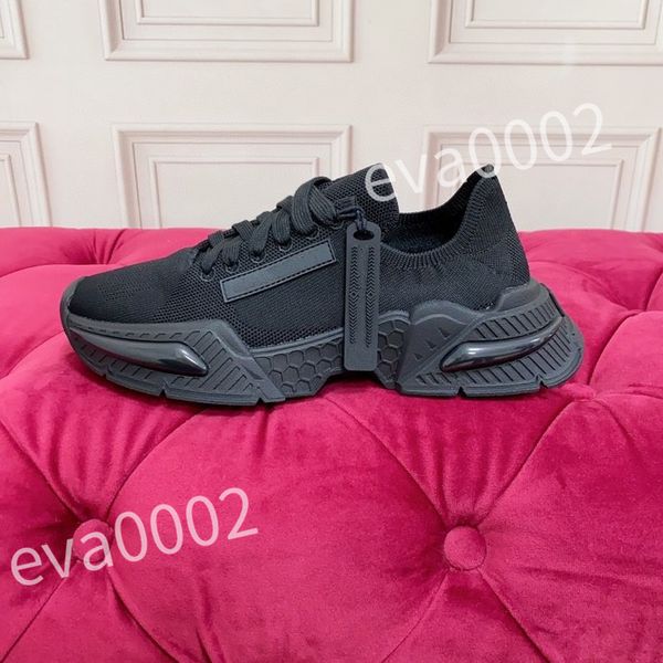 

2023 new luxury ceiling fashion shoe designer men woman luxury colors and styles breathable designer massage outdoor air sports trainers sho, Black