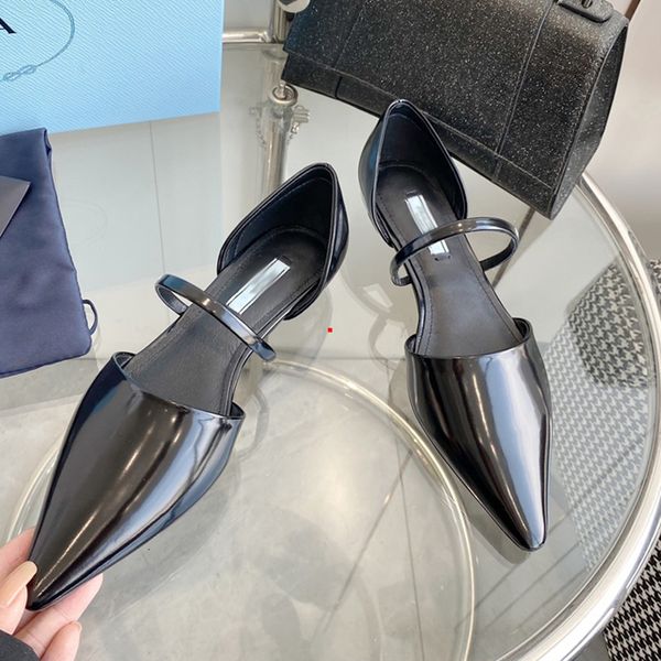 

2023 fashion shoes high heels for women luxurys designers dress shoes classic rivets styles woman stiletto genuine leather point toe pumps o, Black