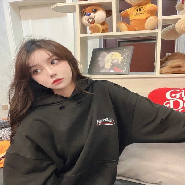 

2023 new designer womens t shirt high-end shirt version year embroidery wash water old loose pullover for men women couples high quality, Black