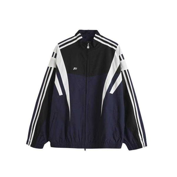 

2023 womens designer t shirt tracksuit shirt high edition early autumn line trend embroidery panel contrast zip up jacket menswear, Gray