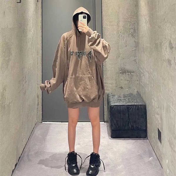 

2023 new women's tshirt shirt edition family exclusive rock band print worn old loose hooded pullover, Black