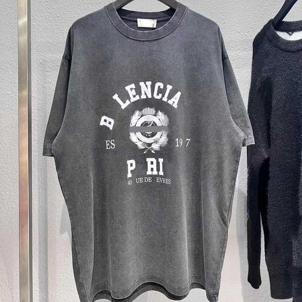 

2023 new designer womens t shirt high-end shirt correct version differentiation market sleeve t-shirt wash casual os loose top, White;black