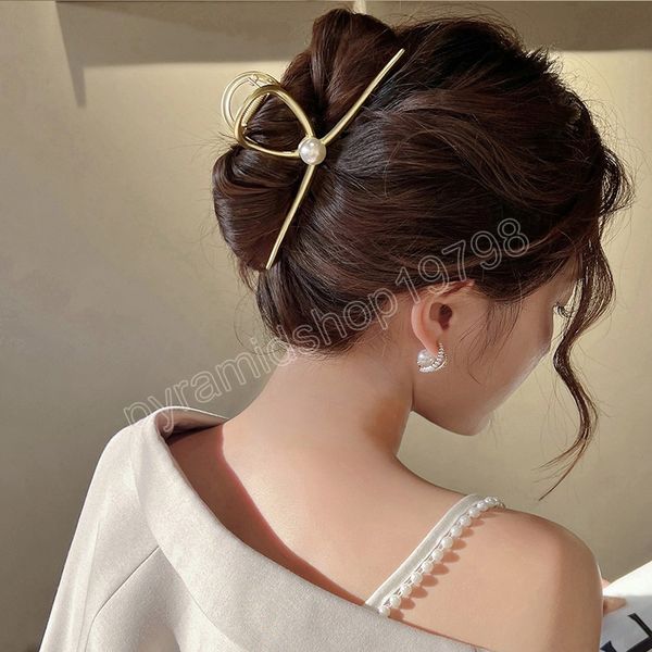 

elegant pearl cross large metal hair claw for women lady long thick hair holder hair claw clip fashion hair accessories, Slivery;white