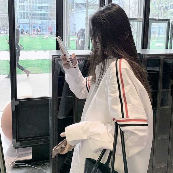 

2023 womens designer t shirt tracksuit oxford textile casual long sleeve double shoulder color ribbon white shirt unisex, White;black