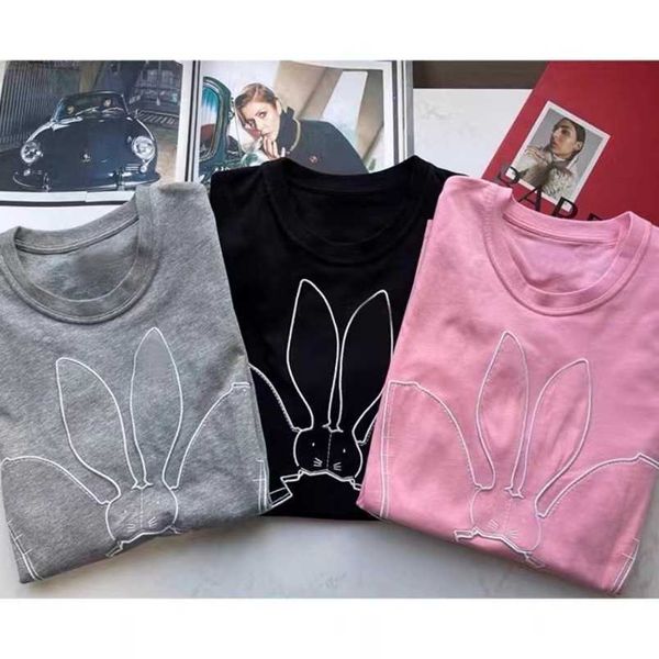 

womens designer t shirt tracksuit shirt family 2023 style chest patch embroidery rabbit round neck sleeve men loose casual t-shirt women, White