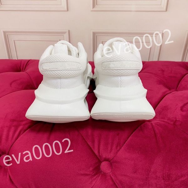 

2023 fashion shoe designer men woman luxury colors and styles breathable designer massage outdoor air sports trainers shoes fengda1 230201, Black